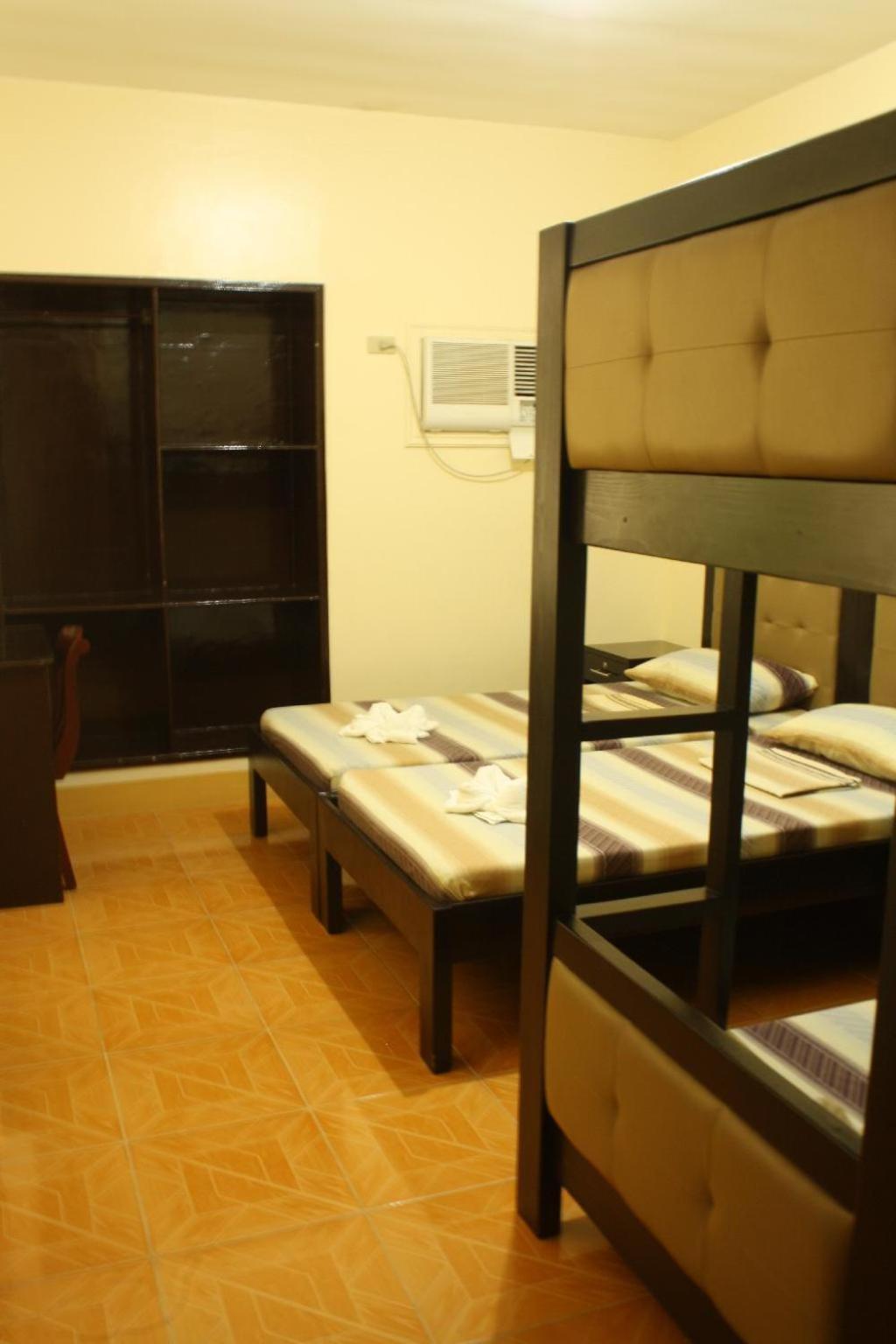 Oslob Malonzo Pension House Экстерьер фото