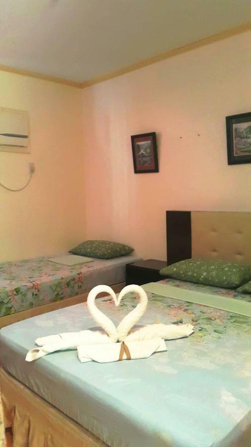 Oslob Malonzo Pension House Экстерьер фото